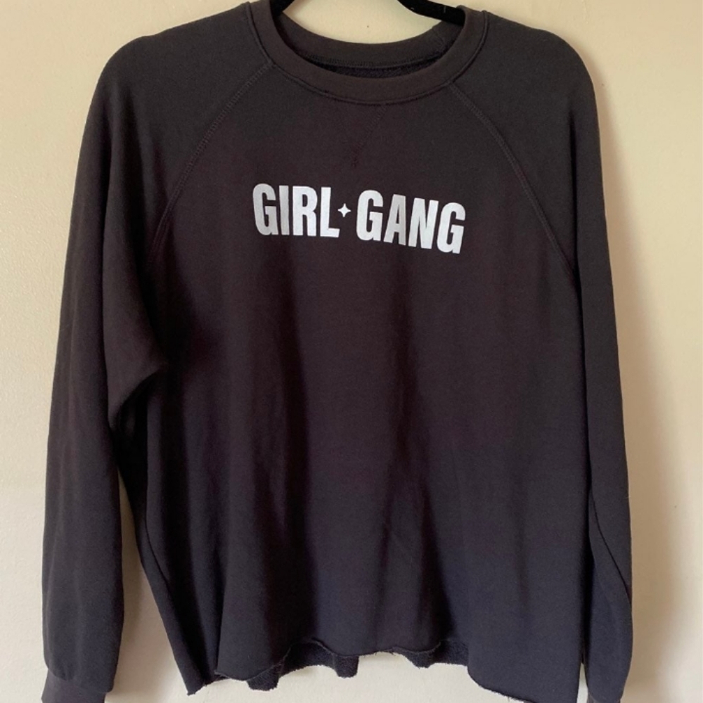Lightweight sweatshirt